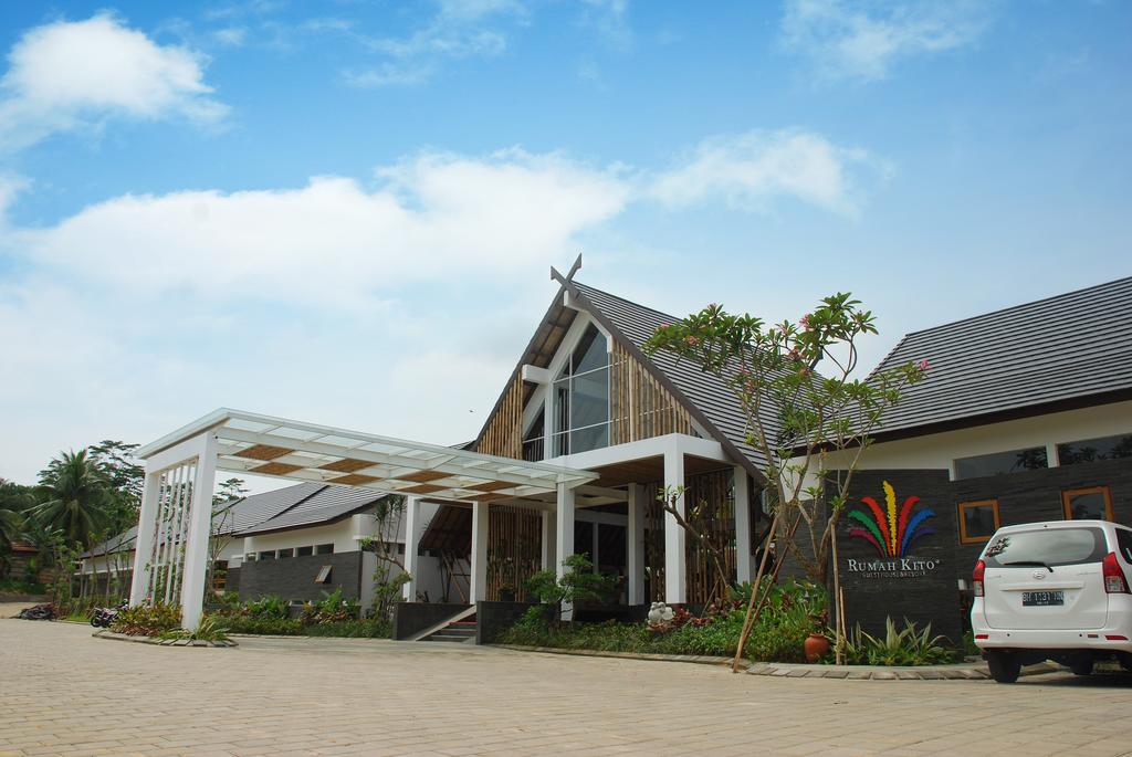 Rumah Kito 占碑 外观 照片